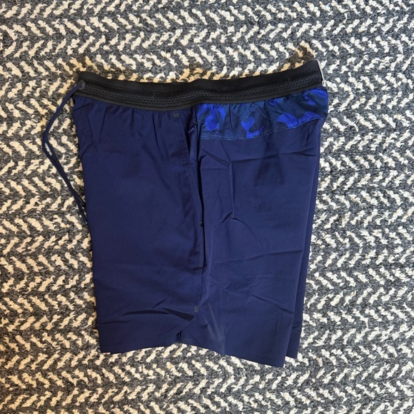 Greyson Running Wolf Shorts in Maltese Blue - Picture 4 of 5